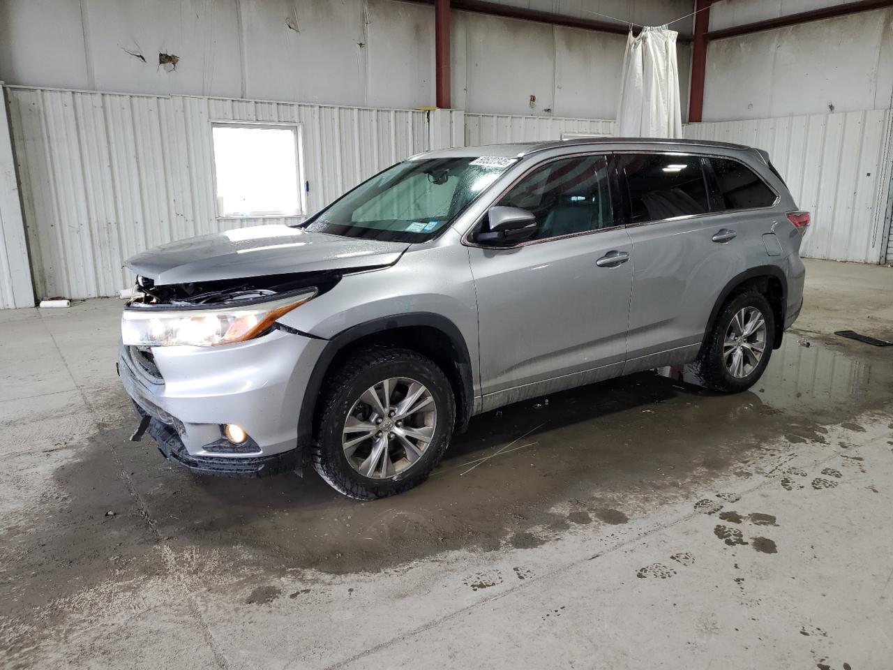 2015 TOYOTA HIGHLANDER