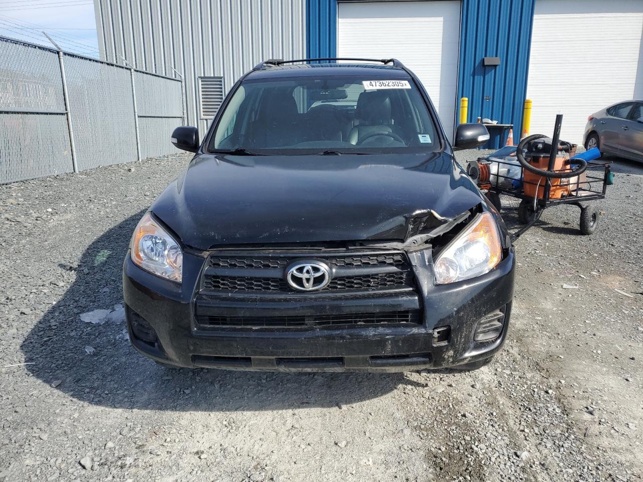 2011 TOYOTA RAV4 - Фото 5
