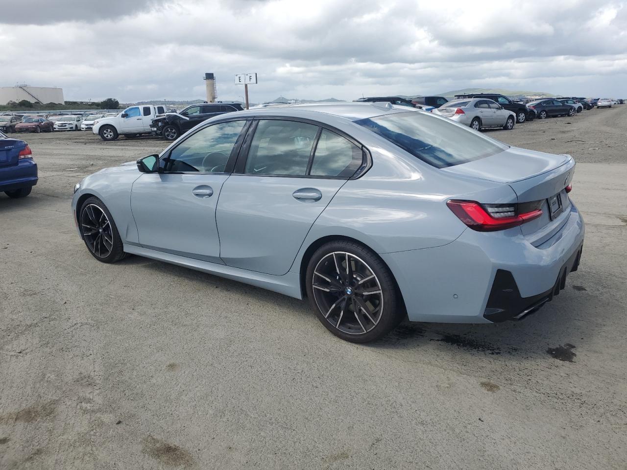2024 BMW M340I - Фото 2