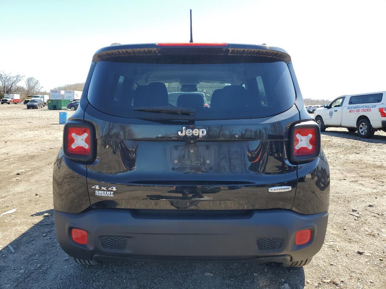 2016 JEEP RENEGADE L - Image 6