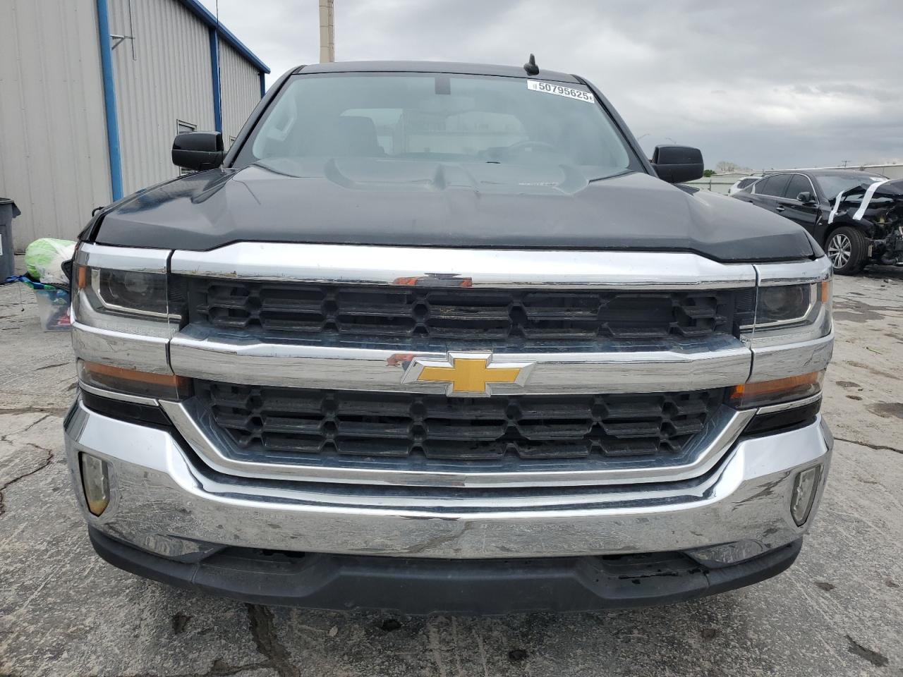 2017 CHEVROLET SILVERADO - Фото 5