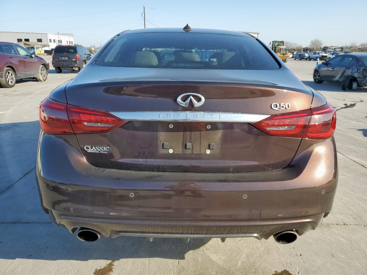 2018 INFINITI Q50 LUXE - Image 6