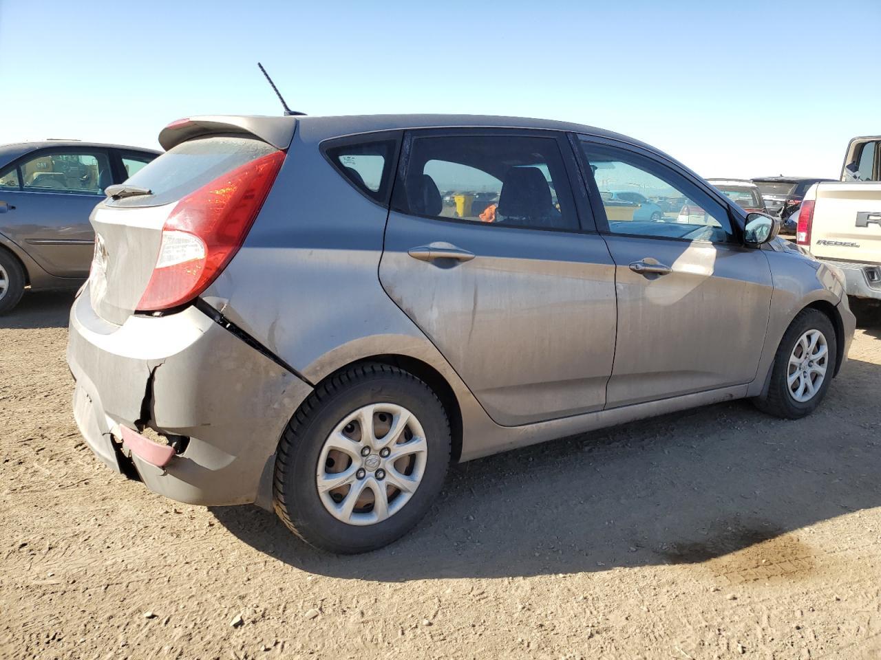 2014 HYUNDAI ACCENT GLS - Image 3