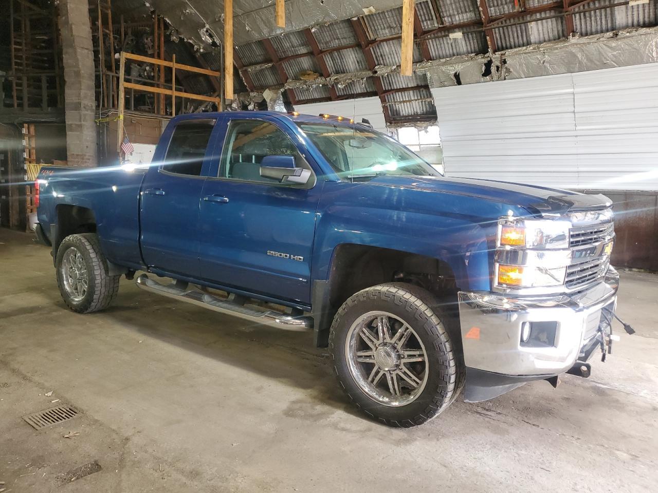 2018 CHEVROLET SILVERADO - Image 4