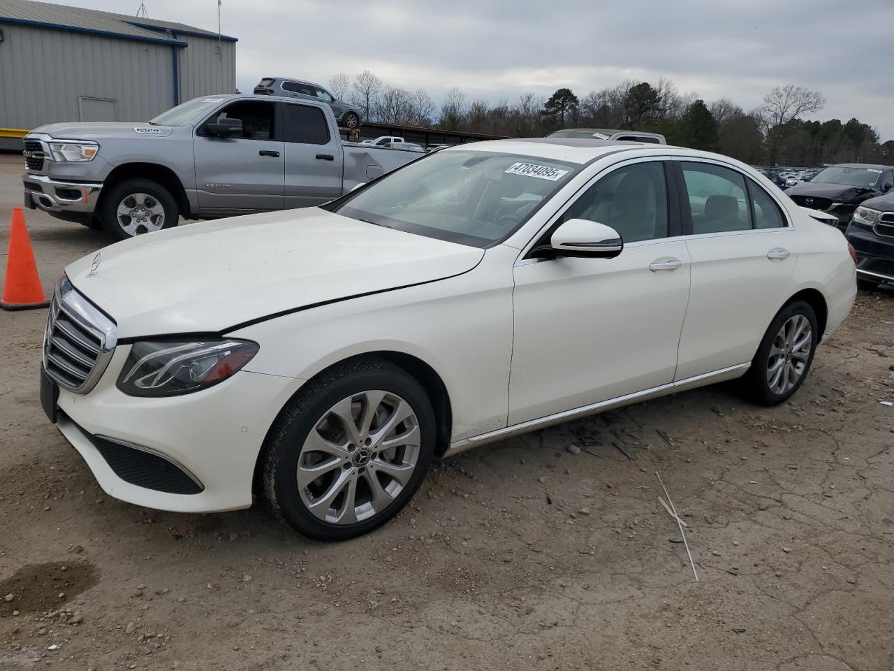 2017 MERCEDES-BENZ E 300