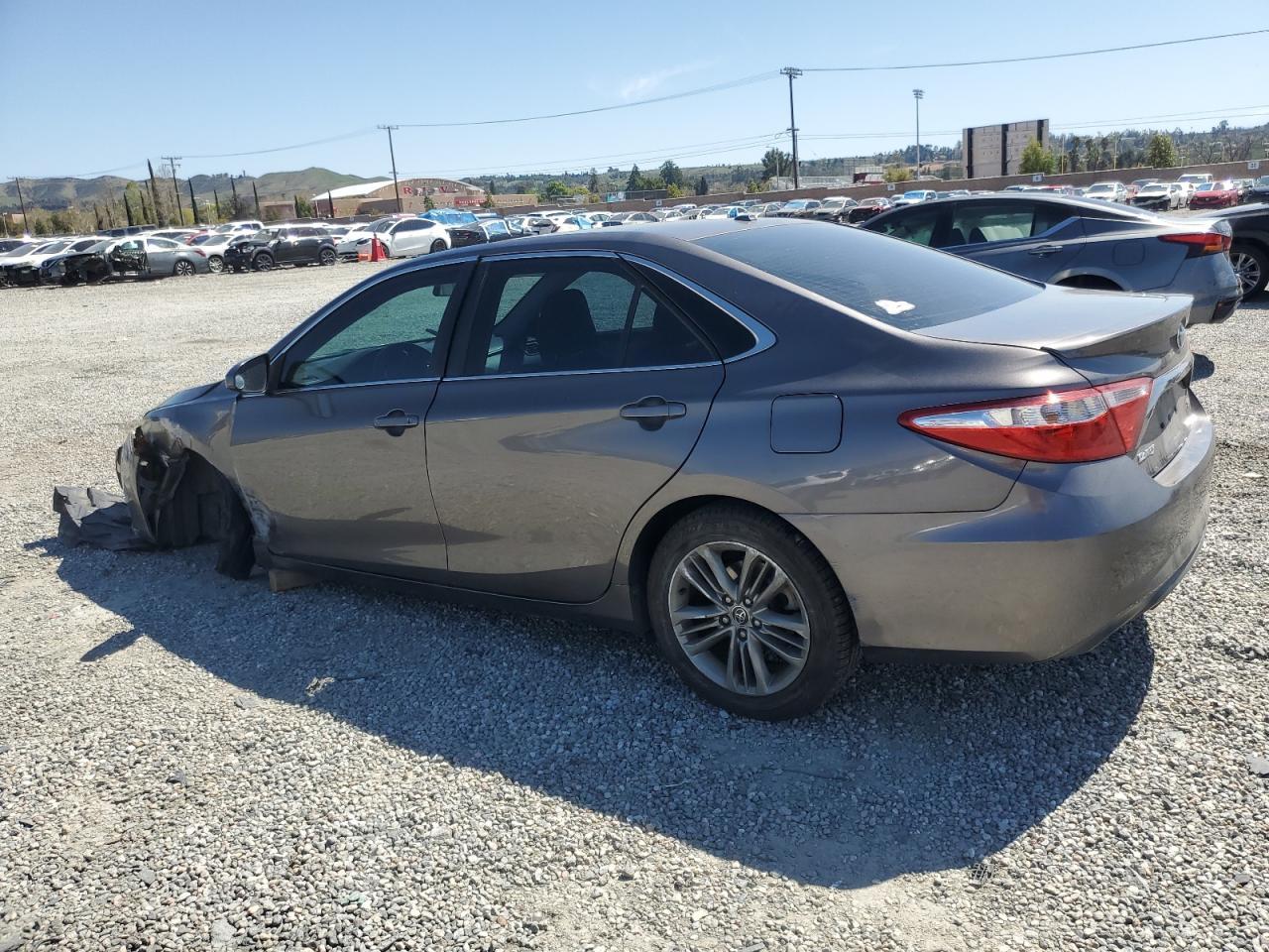 2016 TOYOTA CAMRY LE - Image 2