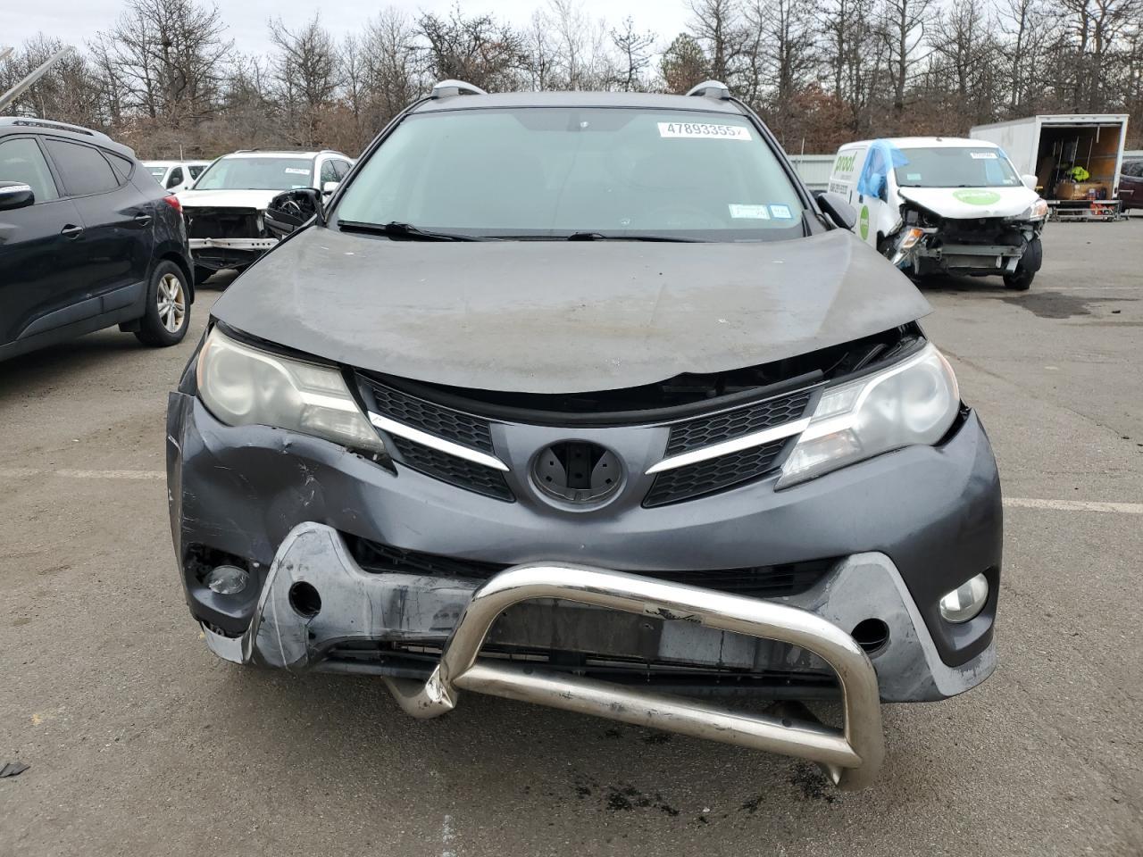 2015 TOYOTA RAV4 XLE - Image 5