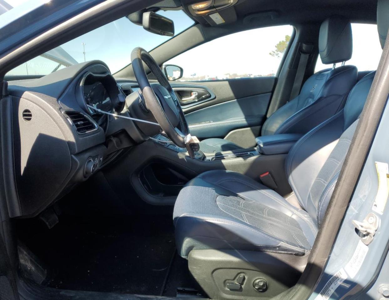 2015 CHRYSLER 200 S - Фото 7