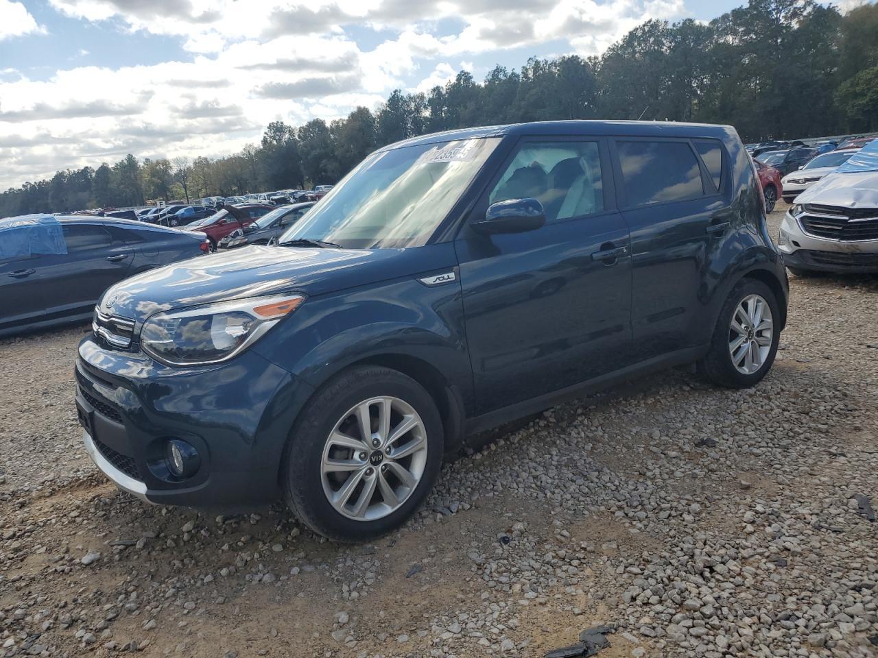 2017 KIA SOUL +