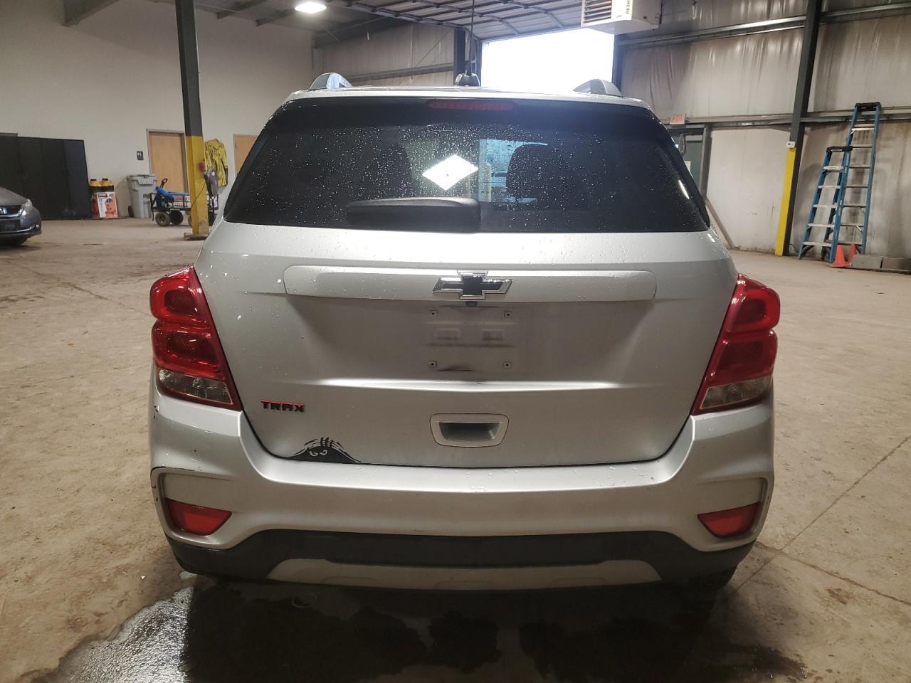 2018 CHEVROLET TRAX 1LT - Фото 6