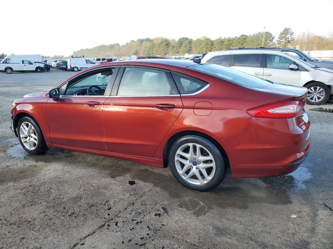 2014 FORD FUSION SE - Image 2