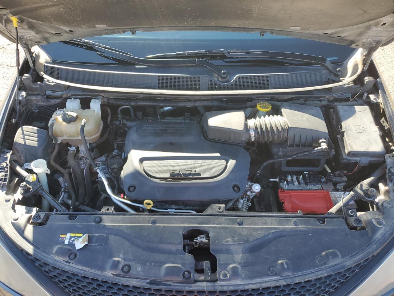 2022 CHRYSLER VOYAGER LX - Фото 7