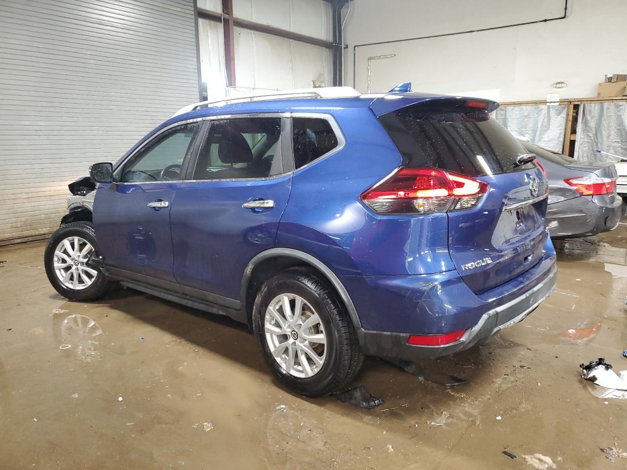 2018 NISSAN ROGUE S - Фото 2