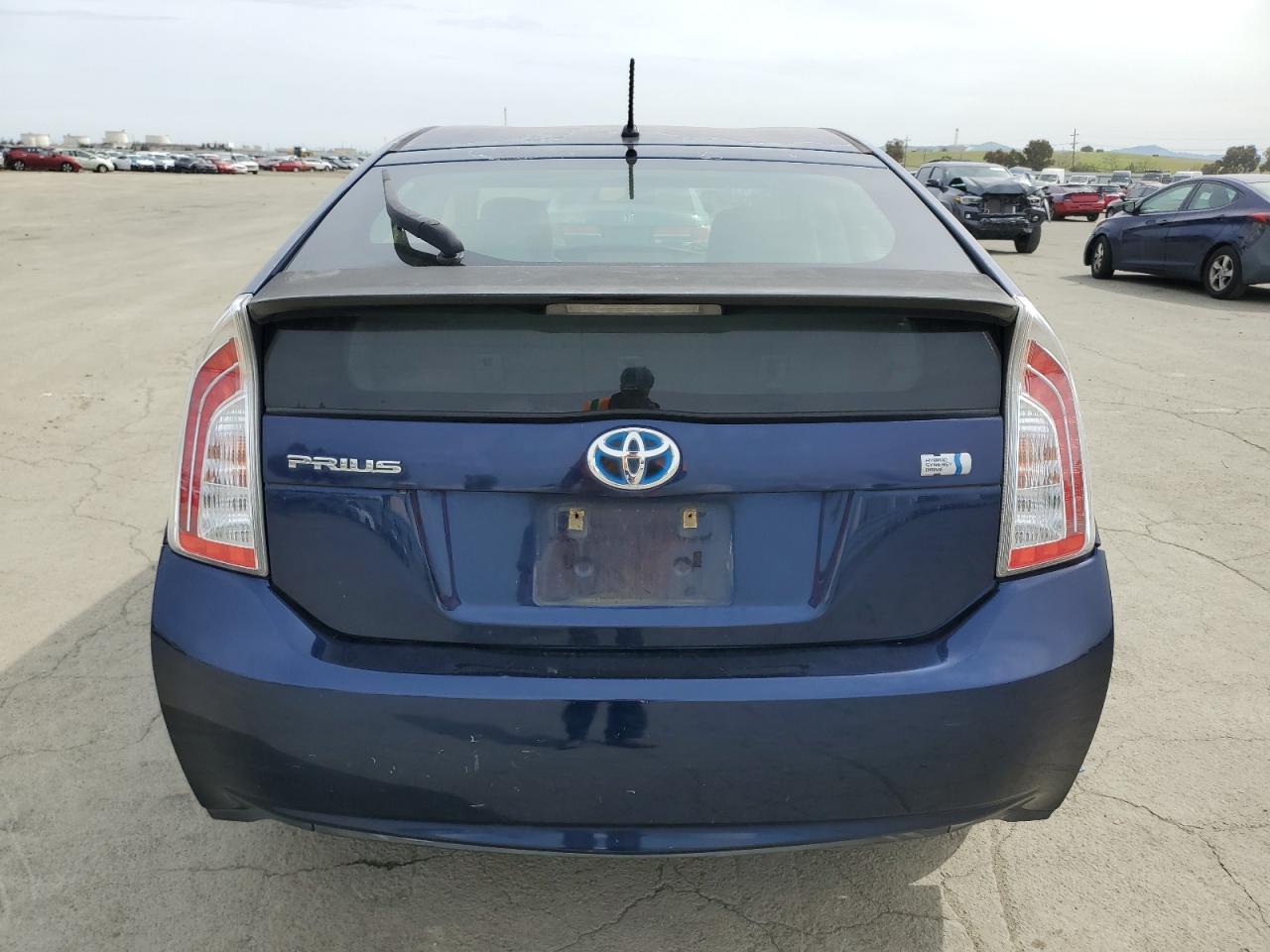 2013 TOYOTA PRIUS - Фото 6