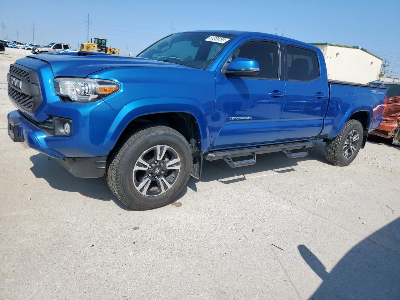 2017 TOYOTA TACOMA DOU