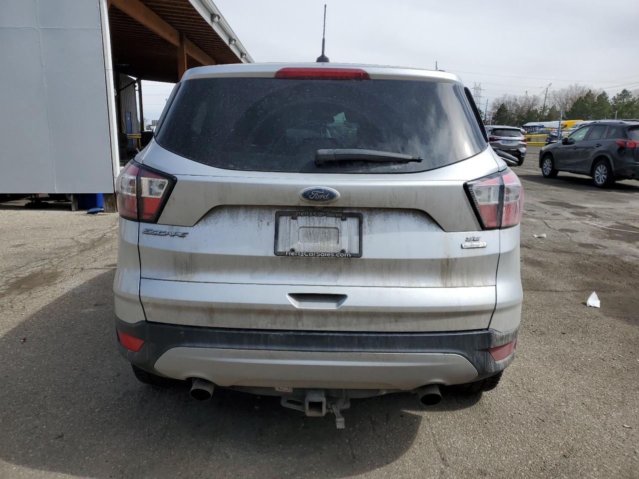 2017 FORD ESCAPE SE - Фото 6