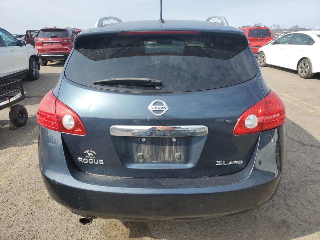 2013 NISSAN ROGUE S - Image 6