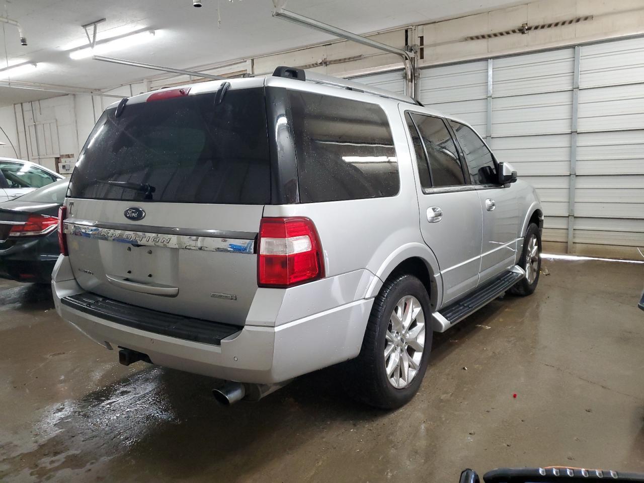 2017 FORD EXPEDITION - Фото 3