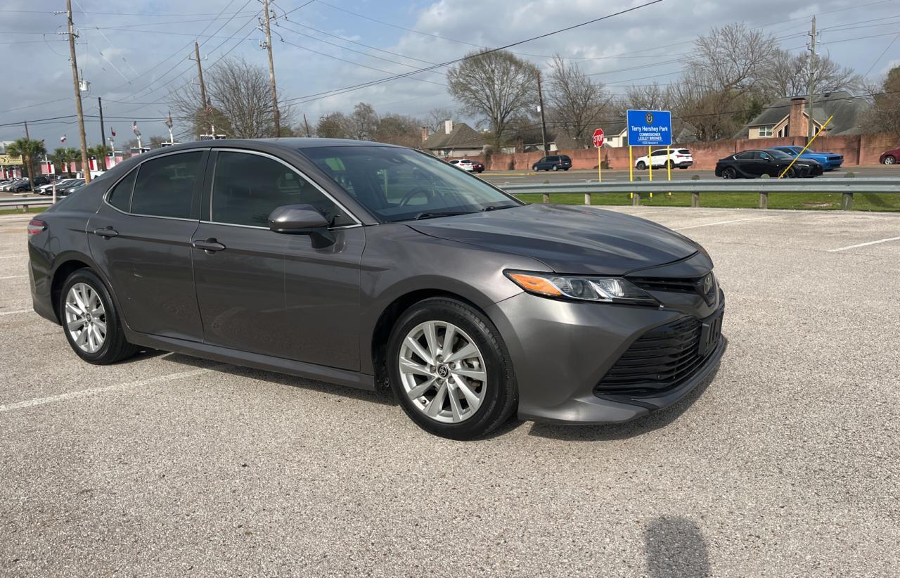 2020 TOYOTA CAMRY LE