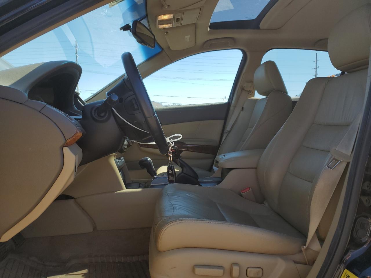 2010 HONDA ACCORD EXL - Image 7