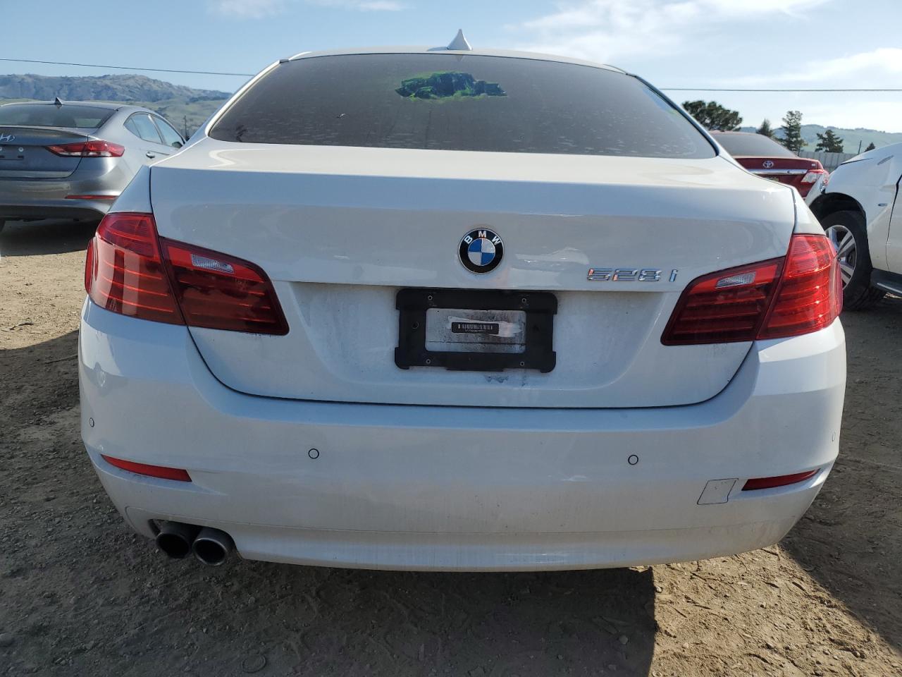 2016 BMW 528 I - Image 6