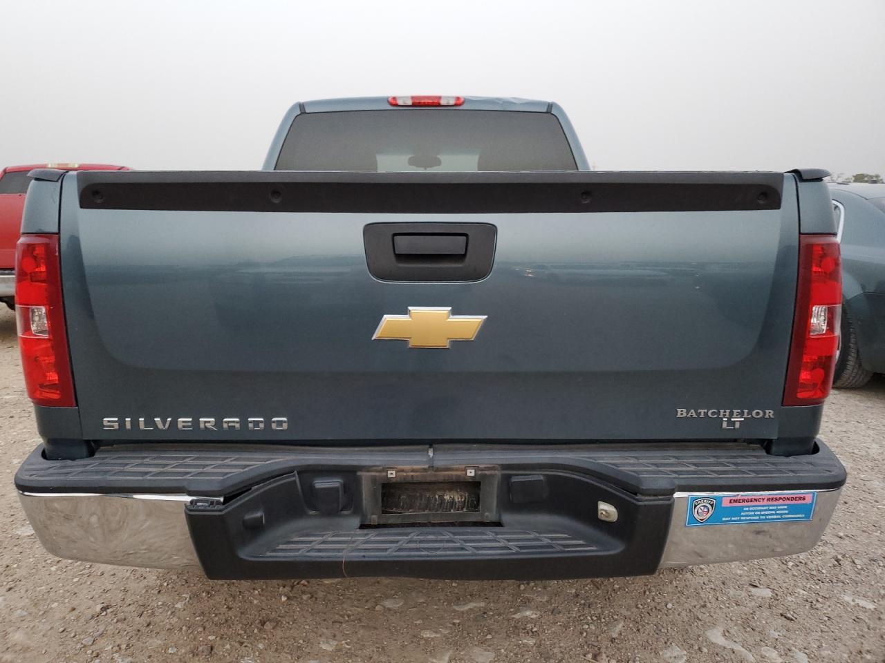 2013 CHEVROLET SILVERADO - Image 6