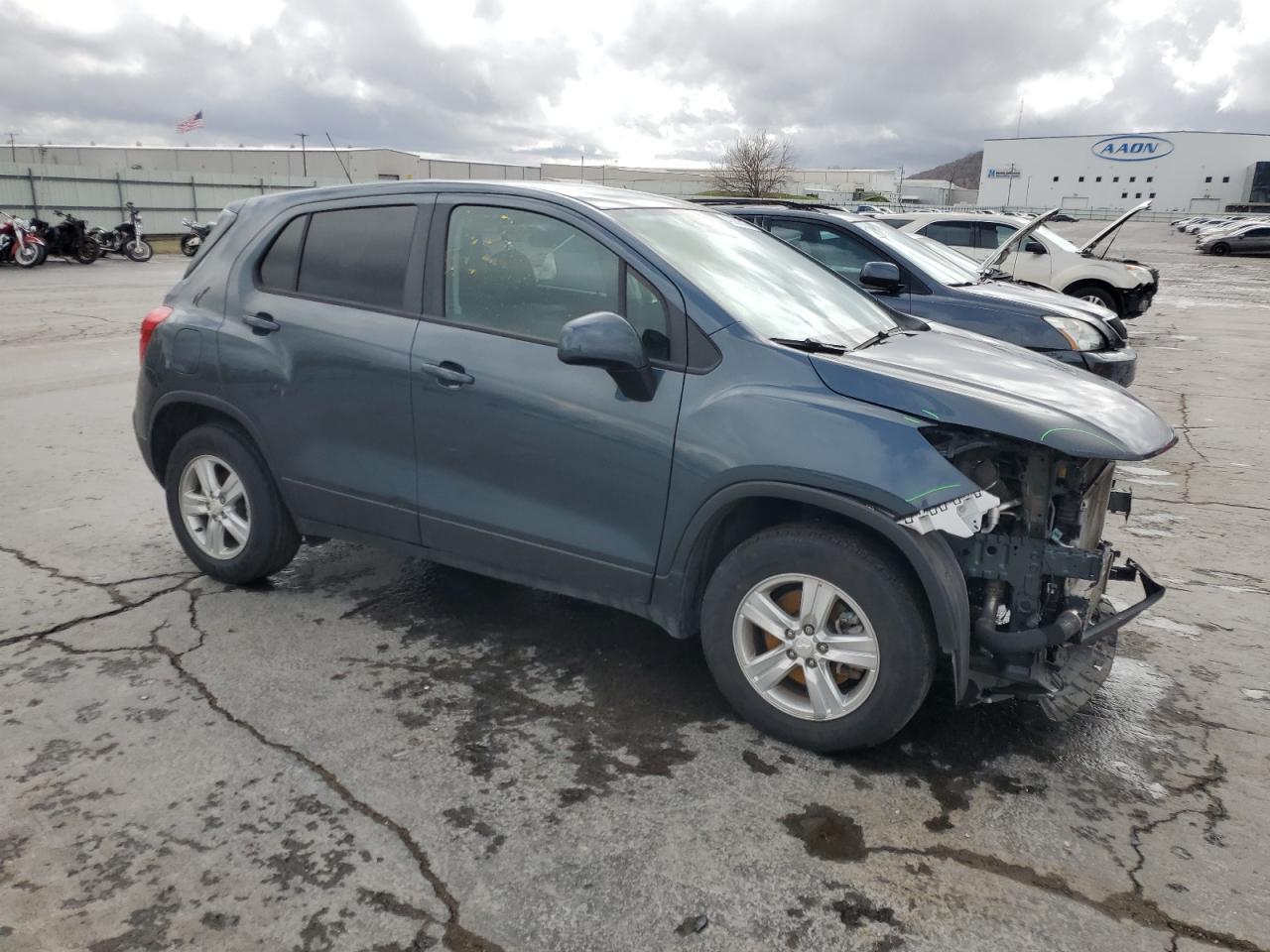 2021 CHEVROLET TRAX LS - Image 4