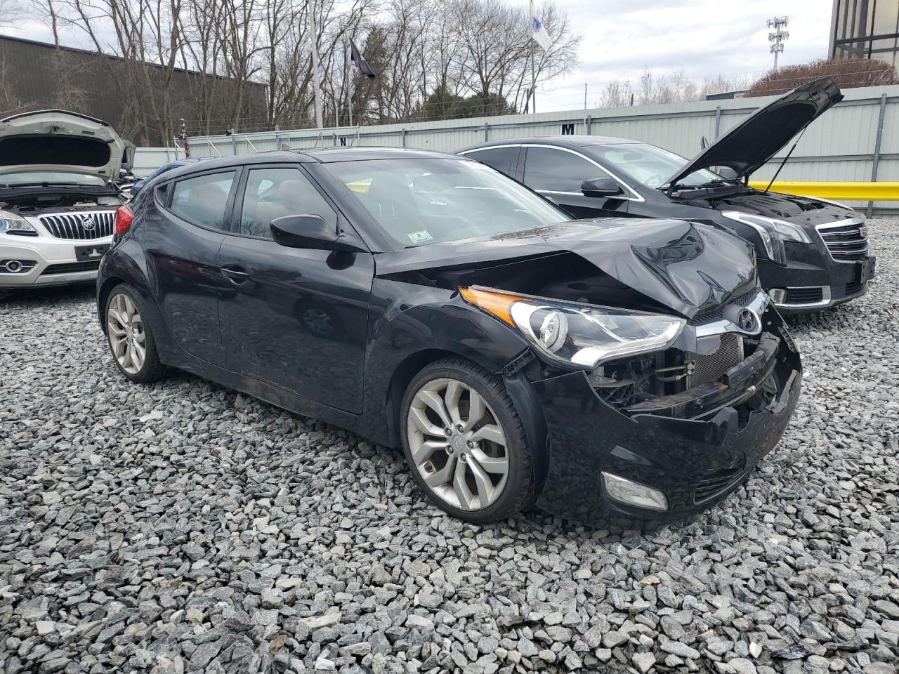 2013 HYUNDAI VELOSTER - Фото 4