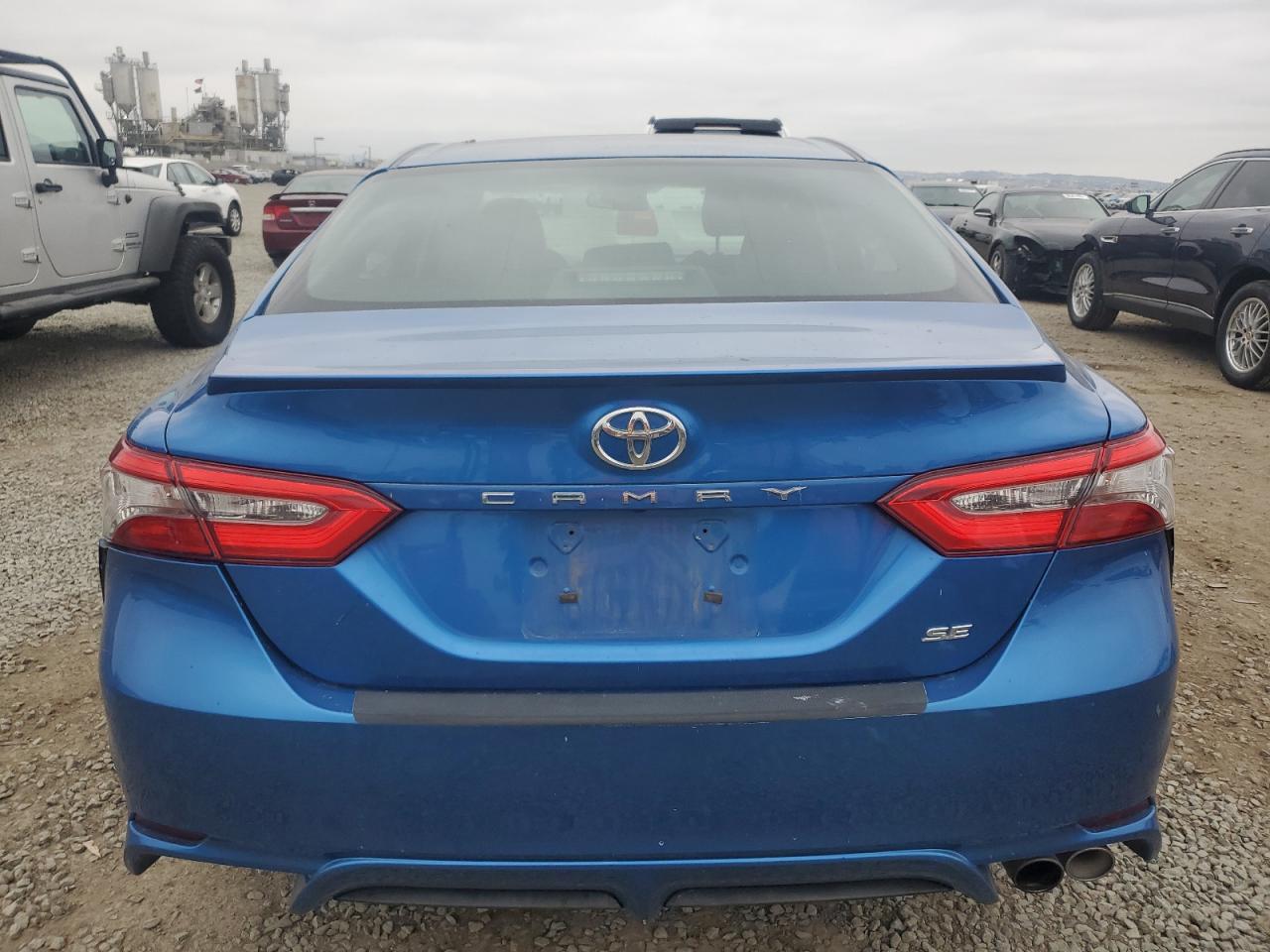 2018 TOYOTA CAMRY L - Фото 6