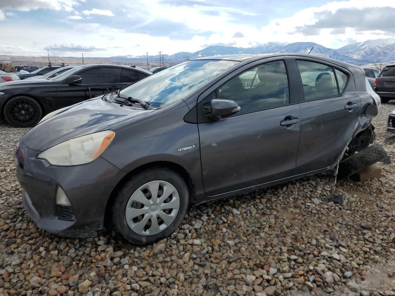 2013 TOYOTA PRIUS C