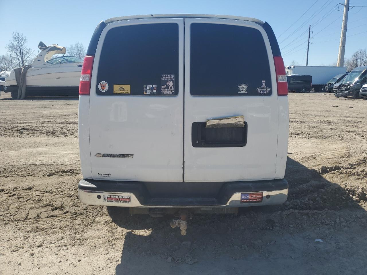 2017 CHEVROLET EXPRESS G3 - Image 6