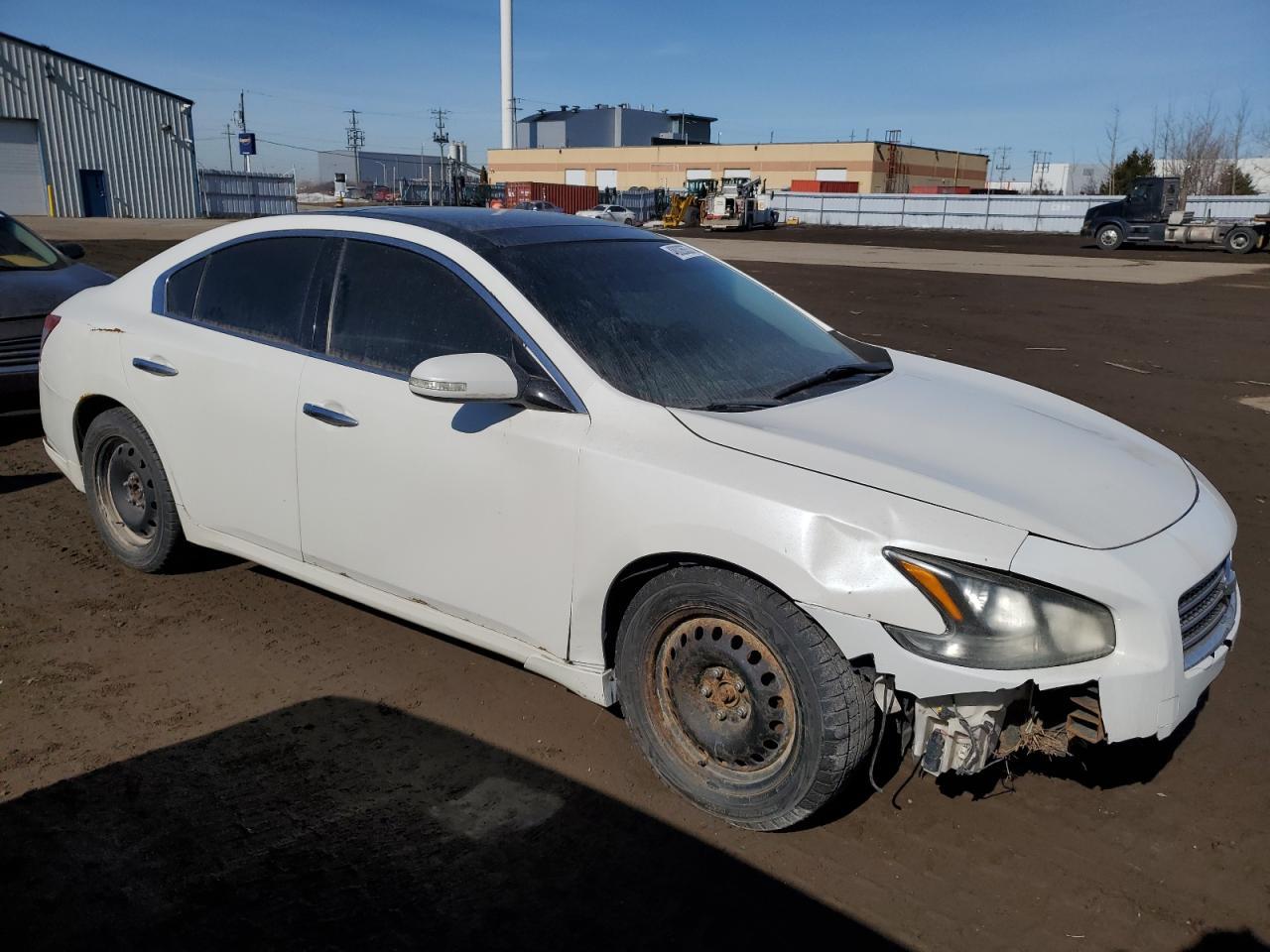 2011 NISSAN MAXIMA S - Image 4