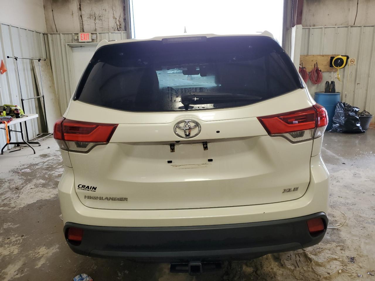 2019 TOYOTA HIGHLANDER - Фото 6