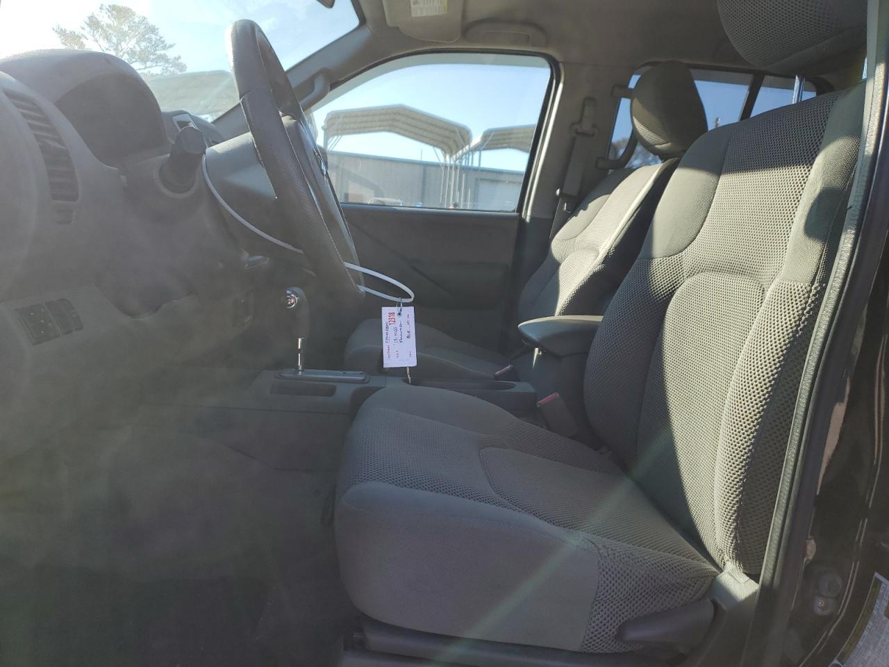 2012 NISSAN FRONTIER S - Фото 7