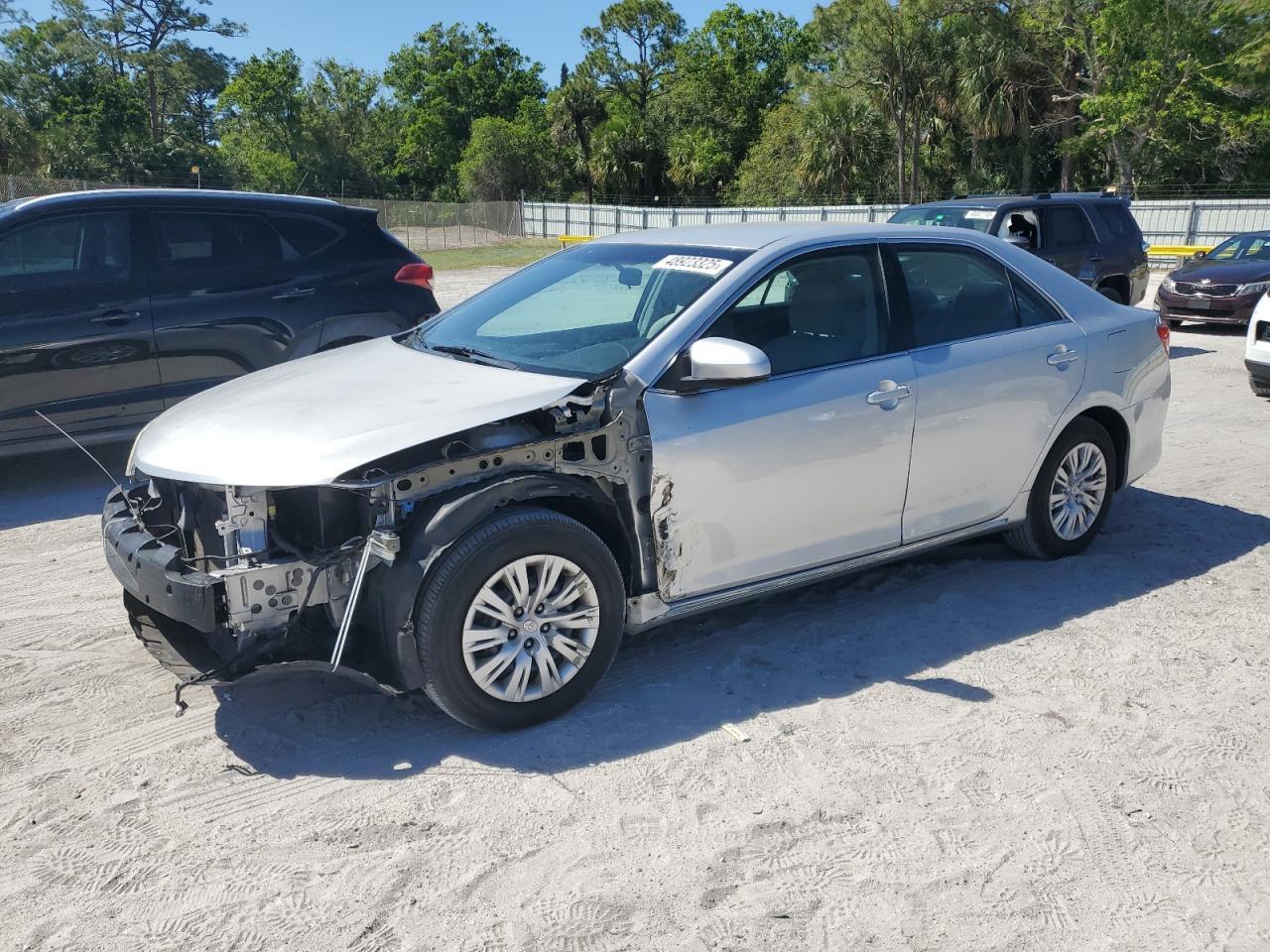 2014 TOYOTA CAMRY L