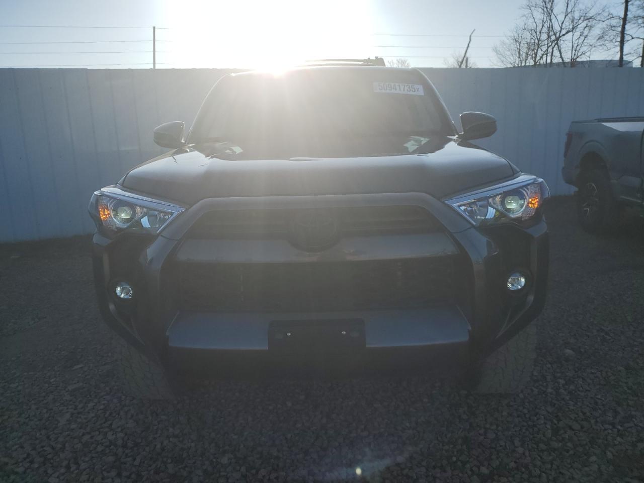 2022 TOYOTA 4RUNNER SR - Фото 5