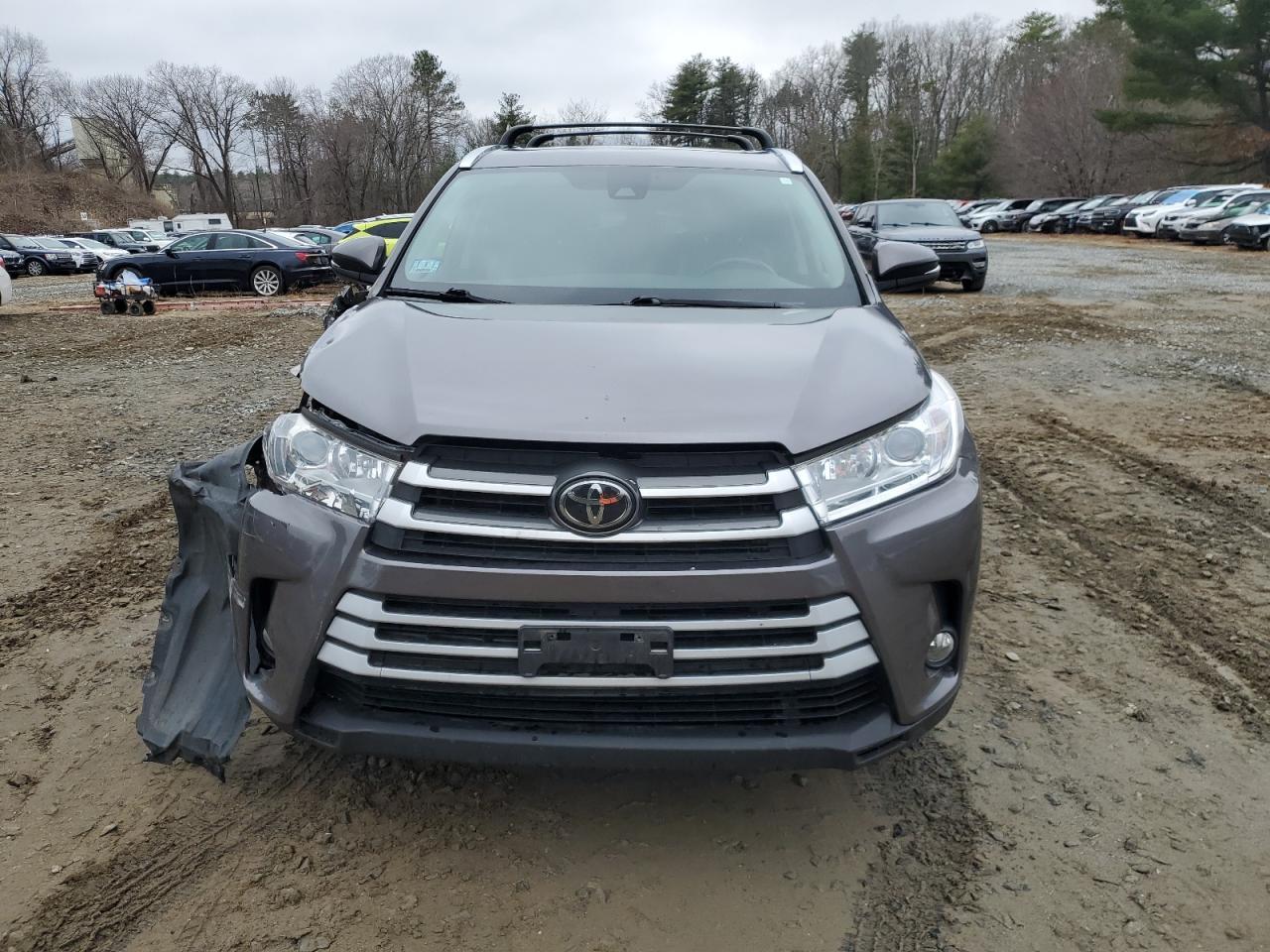 2018 TOYOTA HIGHLANDER - Image 5