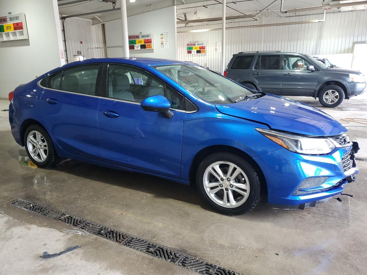 2016 CHEVROLET CRUZE LT - Image 4