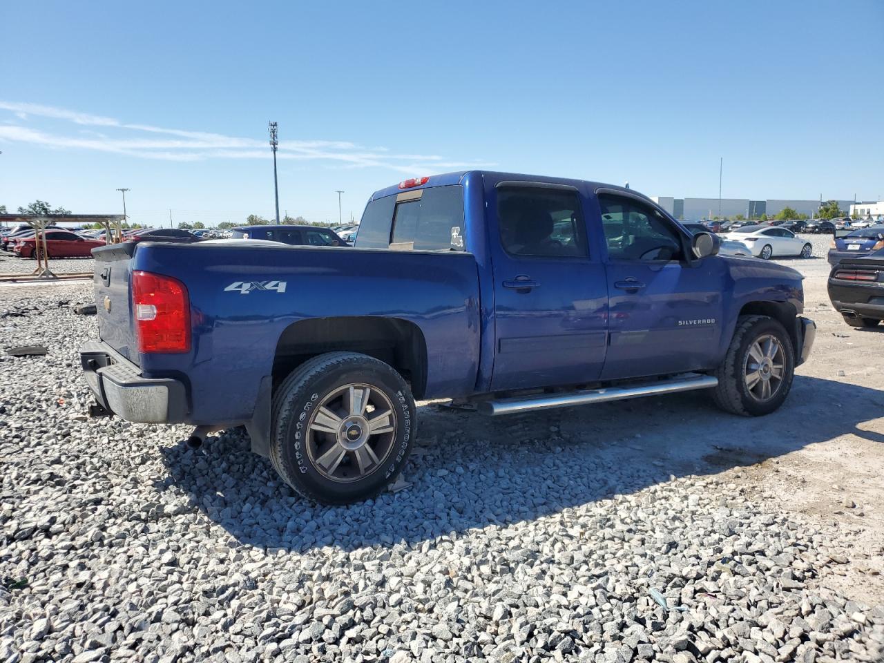 2013 CHEVROLET SILVERADO - Фото 3