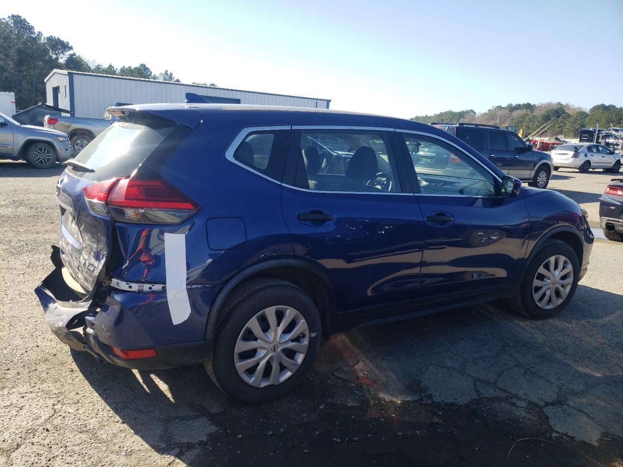 2017 NISSAN ROGUE S - Фото 3