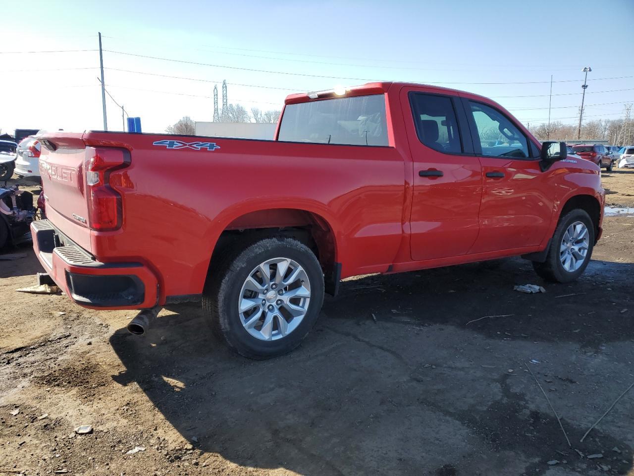 2019 CHEVROLET SILVERADO - Фото 3