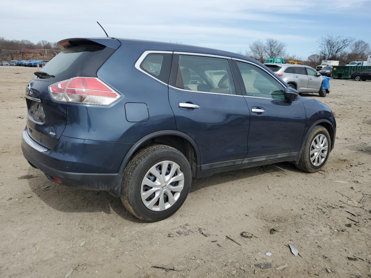2015 NISSAN ROGUE S - Image 3