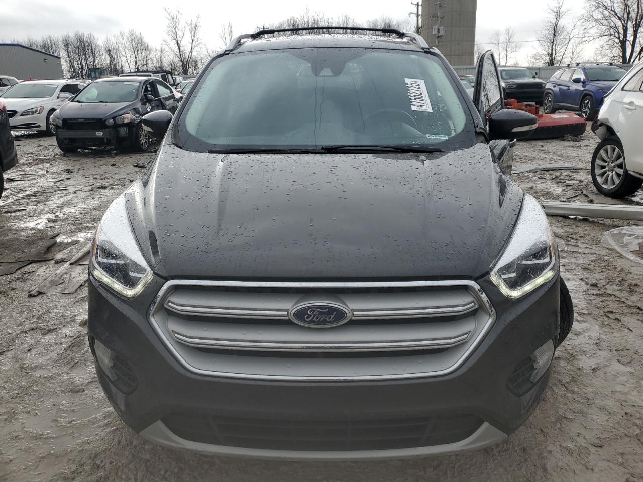 2017 FORD ESCAPE TIT - Image 5