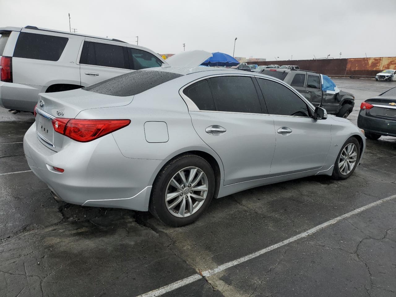 2016 INFINITI Q50 PREMIU - Фото 3