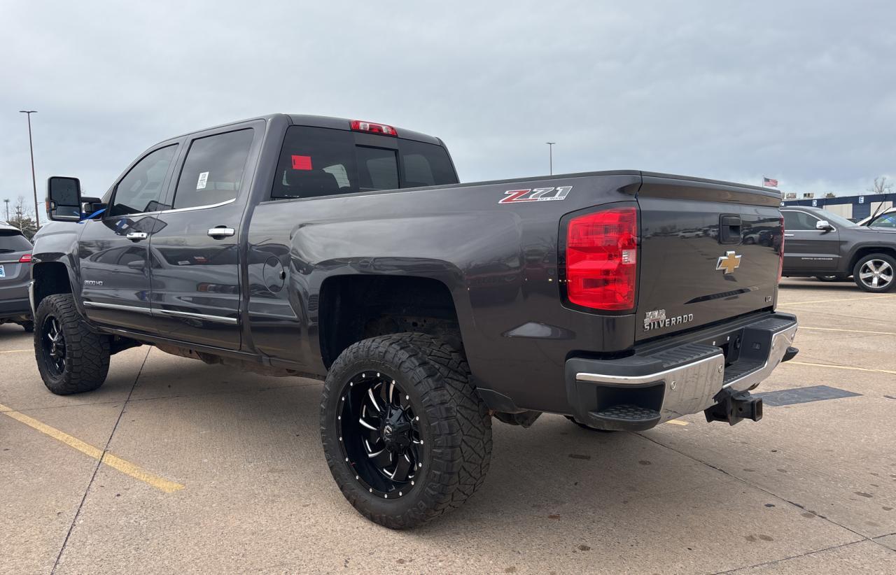 2016 CHEVROLET SILVERADO - Image 3