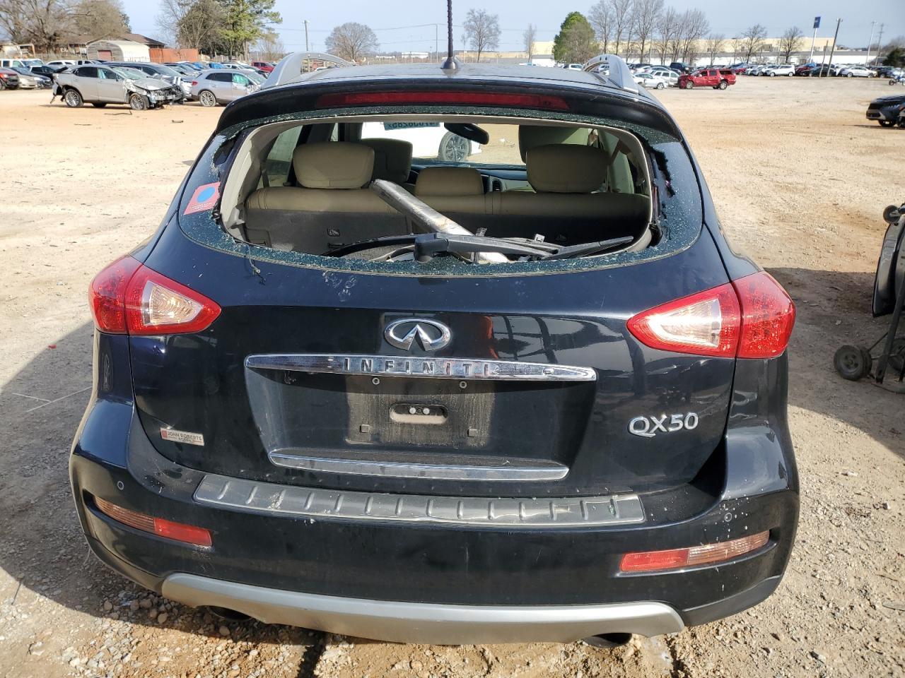2016 INFINITI QX50 - Image 6