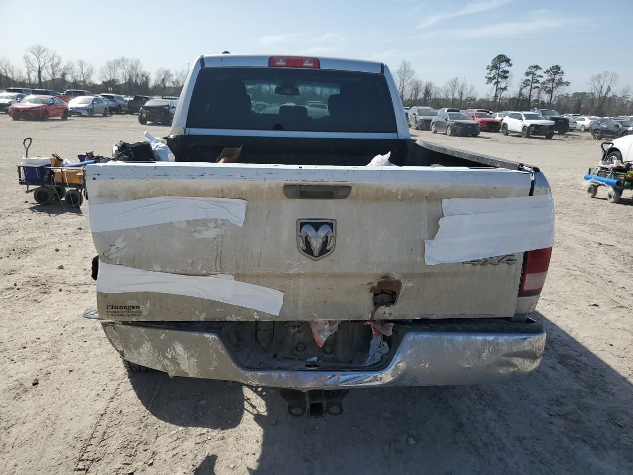2015 RAM 1500 ST - Image 6