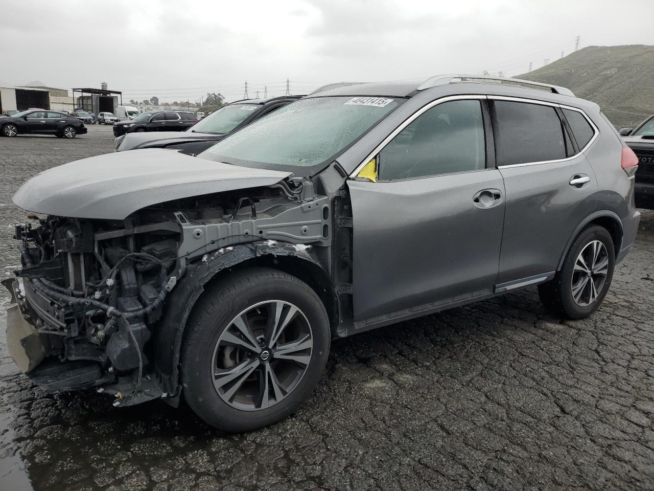 2018 NISSAN ROGUE S
