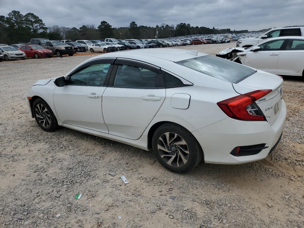 2018 HONDA CIVIC EX - Image 2