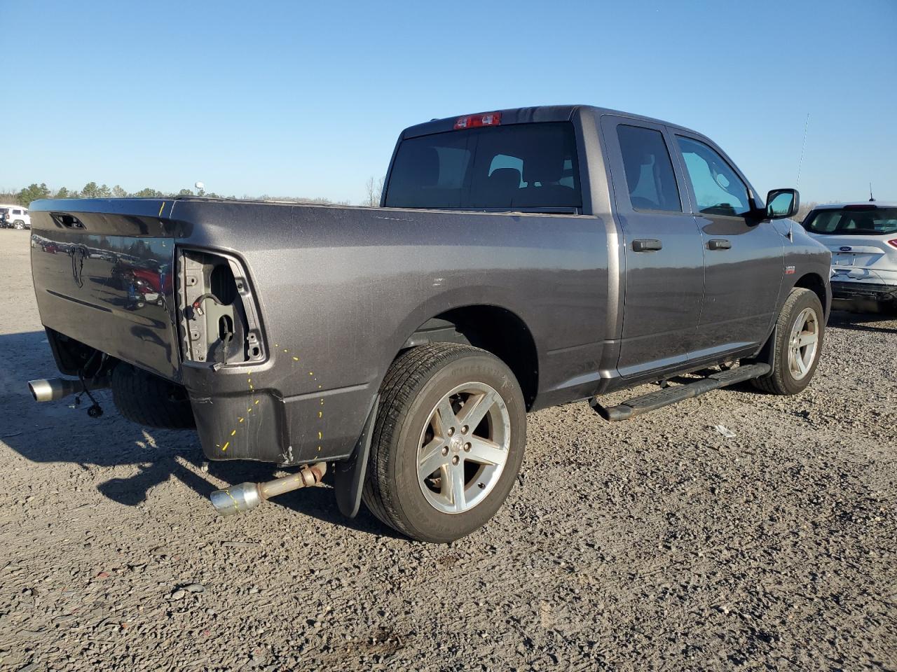 2018 RAM 1500 ST - Image 3